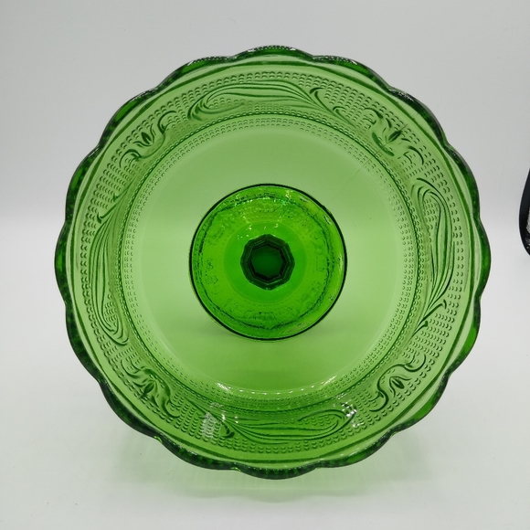 E.O. Brody Emerald Green Pressed Glass Scalloped Pedestal Bowl Vintage Compote - Picture 2 of 15